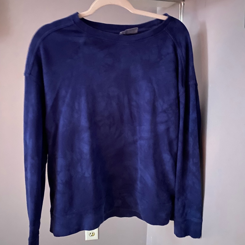 Blue size large crewneck.